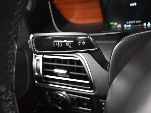 Used 2021 Lincoln Navigator L Reserve AWD/4WD image 20