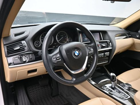 Used 2017 BMW X3 sDrive28i RWD image 13