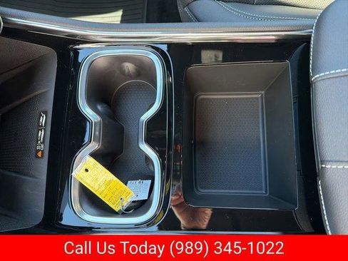 New 2026 Chevrolet Traverse LT w/ Driver Confidence Package FWD image 19