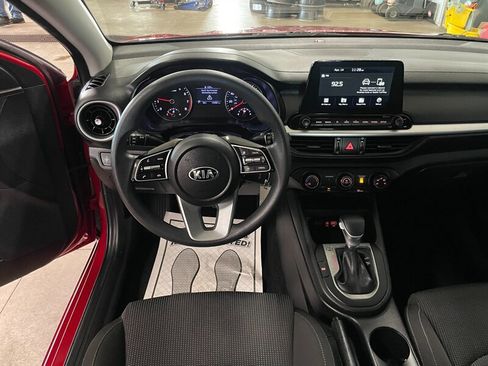 Used 2020 Kia Forte LXS image 8