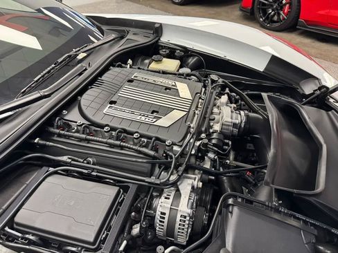 Used 2016 Chevrolet Corvette Z06 w/ 2LZ Preferred Equipment Group RWD image 21