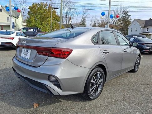 Used 2024 Kia Forte LXS image 24