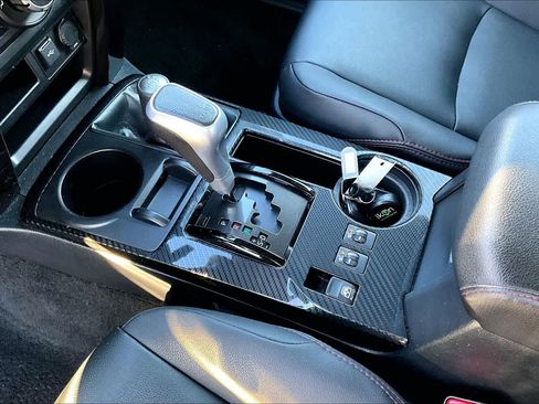 Certified 2024 Toyota 4Runner TRD Off-Road Premium image 16