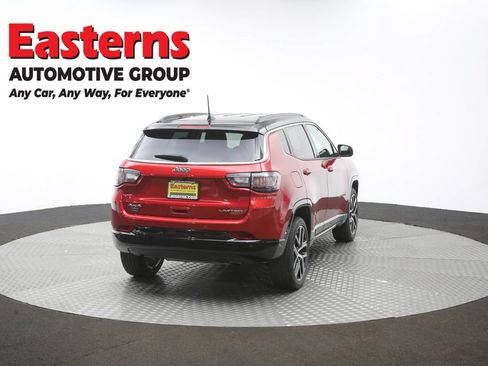 Used 2025 Jeep Compass Limited w/ Elite Group AWD/4WD image 39