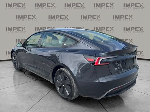 Used 2025 Tesla Model 3 Long Range RWD image 3