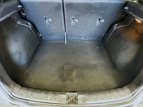 Used 2019 Nissan Kicks SV image 15