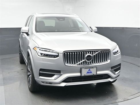 Used 2023 Volvo XC90 B6 Plus w/ Protection Package Premier image 2