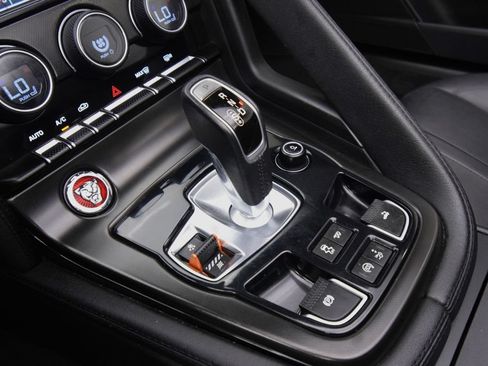 Used 2015 Jaguar F-TYPE S RWD image 20