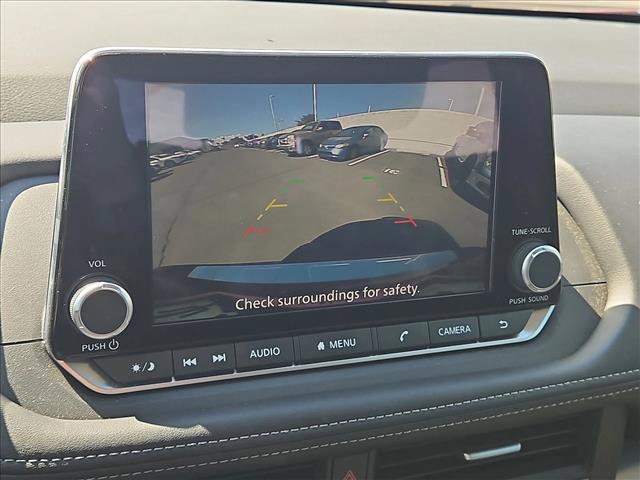 Used 2026 Nissan Rogue SV FWD image 15