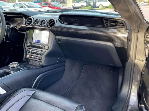 Used 2020 Ford Mustang Shelby GT500 w/ Technology Package image 18