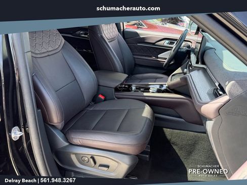 Used 2025 Ford Explorer Platinum w/ Ultimate Package RWD image 15