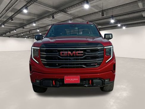 Used 2025 GMC Sierra 1500 AT4 w/ AT4 Premium Package image 18