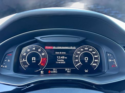 New 2026 Audi RS Q8 performance AWD/4WD image 29