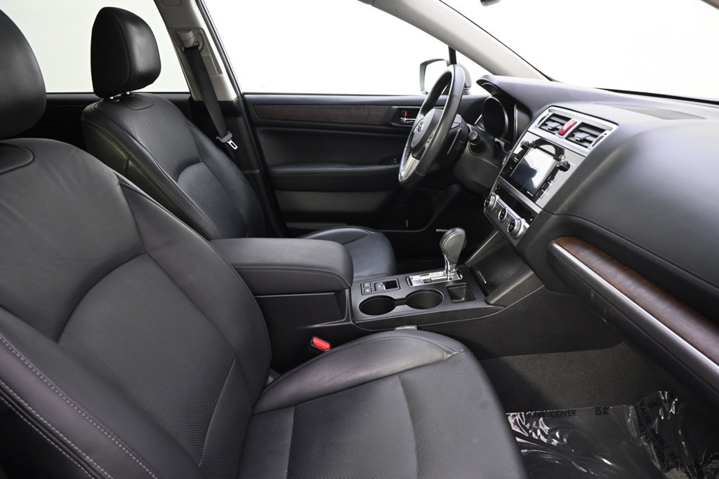 Used 2016 Subaru Outback 3.6R Limited AWD/4WD image 16