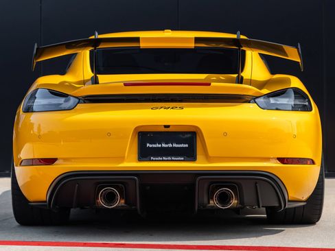 Certified 2025 Porsche 718 Cayman GT4 RS RWD image 12
