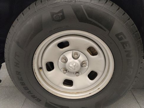 Used 2017 RAM 1500 Tradesman w/ Popular Equipment Group image 31