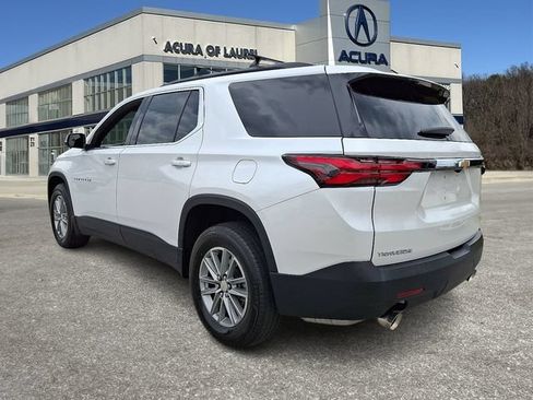 Used 2023 Chevrolet Traverse LT FWD image 4