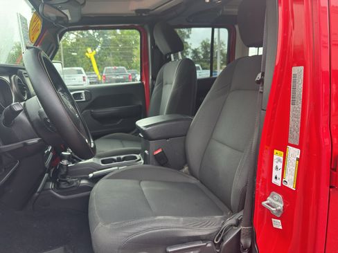 Used 2019 Jeep Wrangler Unlimited Sport AWD/4WD image 10