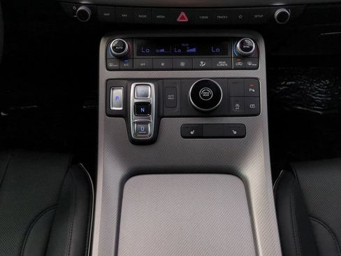 Used 2024 Hyundai Palisade SEL FWD image 15