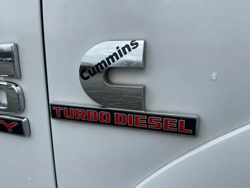 Used 2018 RAM 3500 Laramie AWD/4WD image 11