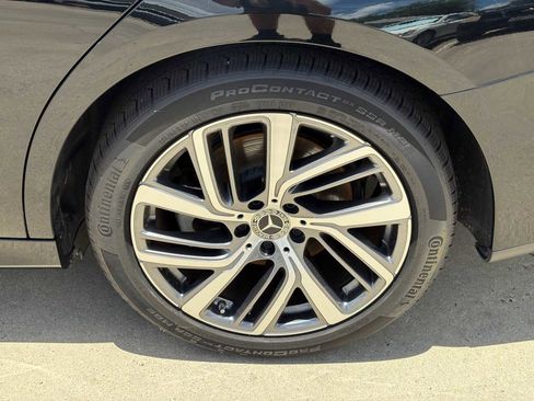 Used 2025 Mercedes-Benz E 350 Sedan image 9