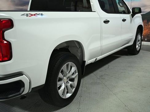 Used 2021 Chevrolet Silverado 1500 Custom image 9