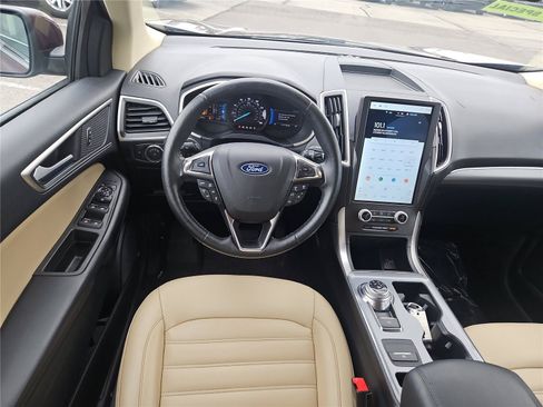 Used 2021 Ford Edge SEL w/ Convenience Package AWD/4WD image 12