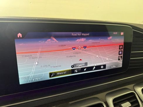 Used 2022 Mercedes-Benz GLS 580 4MATIC image 18