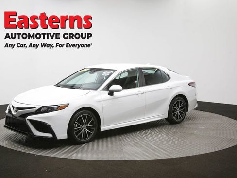 Used 2024 Toyota Camry SE image 86