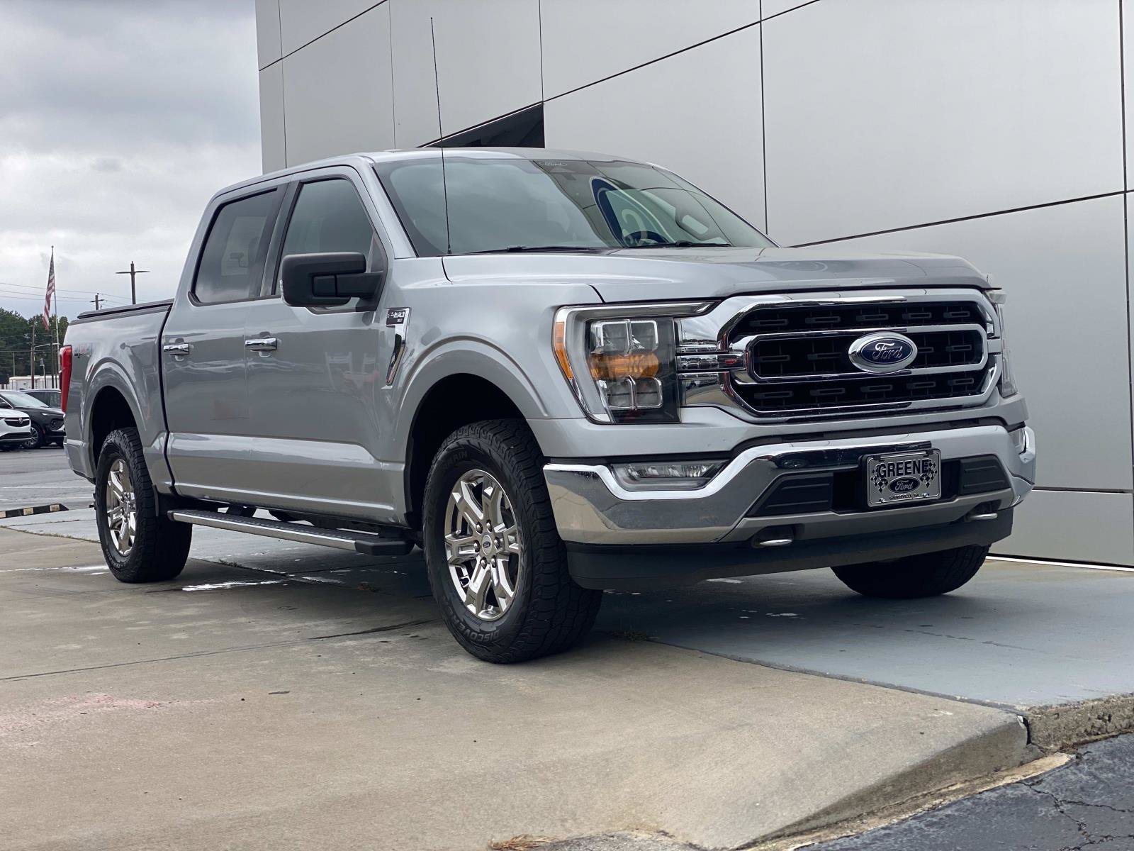 Used 2021 Ford F150 XLT w/ Equipment Group 302A High AWD/4WD image 2