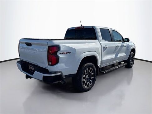 New 2024 Chevrolet Colorado LT w/ LT Convenience Package III image 7