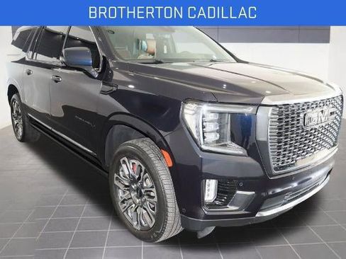 Certified 2023 GMC Yukon XL Denali Ultimate AWD/4WD image 11