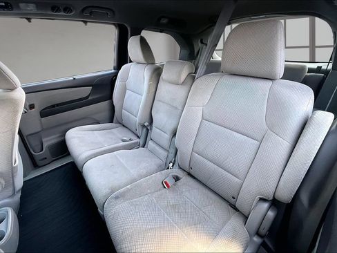 Used 2016 Honda Odyssey SE image 25