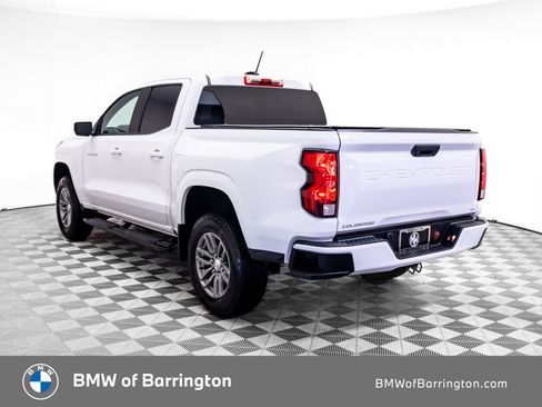 Used 2024 Chevrolet Colorado LT RWD image 3