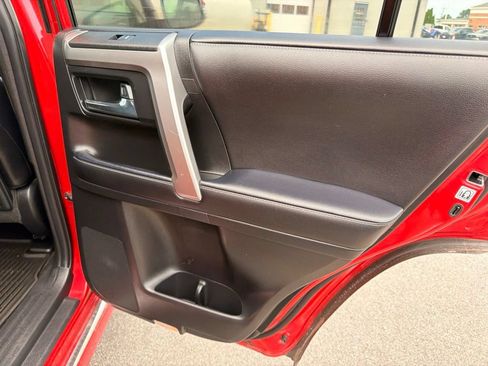 Used 2023 Toyota 4Runner Limited AWD/4WD image 14