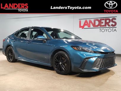Used 2025 Toyota Camry SE
