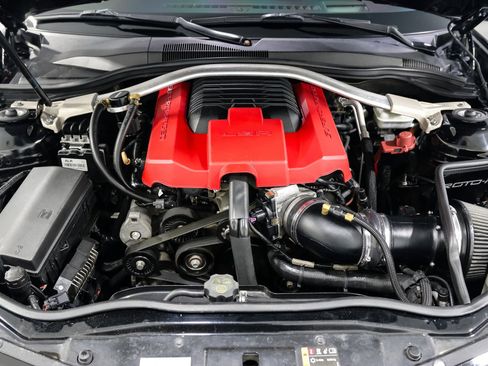 Used 2013 Chevrolet Camaro ZL1 image 16