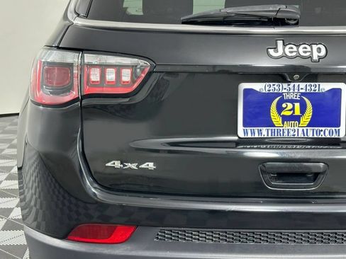 Used 2020 Jeep Compass Sport w/ Cold Weather Group AWD/4WD image 10