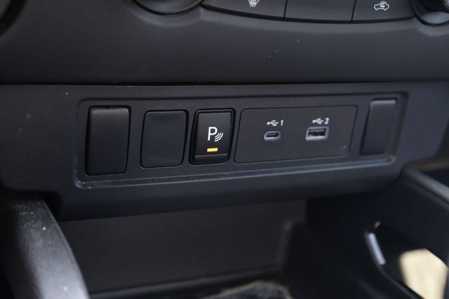 Used 2023 Nissan Frontier SV w/ Midnight Edition Package AWD/4WD image 24