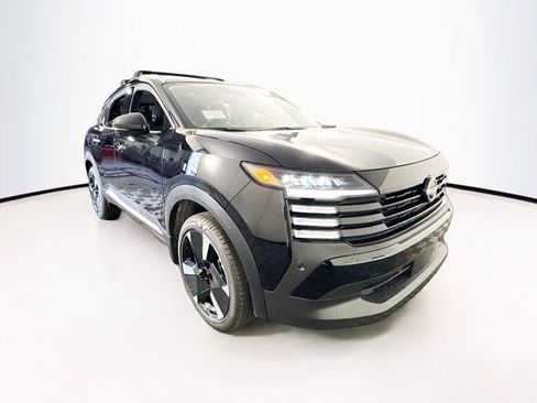 New 2026 Nissan Kicks SR w/ SR Premium Package image 3