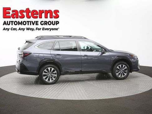 Used 2023 Subaru Outback Limited AWD/4WD image 38