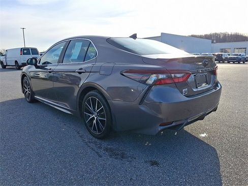 Certified 2023 Toyota Camry SE image 4