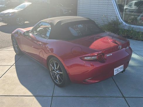 Used 2016 MAZDA MX-5 Miata Grand Touring image 8