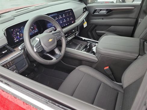 New 2026 Chevrolet Tahoe LS image 3