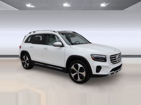 New 2025 Mercedes-Benz GLB 250 image 20