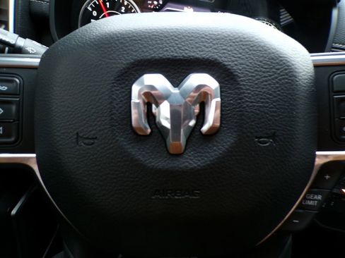 Used 2021 RAM 2500 Laramie w/ Night Edition AWD/4WD image 29
