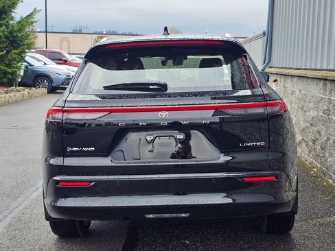 New 2026 Toyota Crown Signia w/ Advanced Technology Package image 4