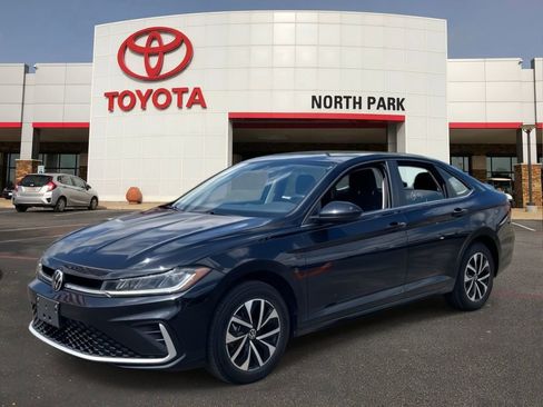 Used 2025 Volkswagen Jetta S FWD image 1