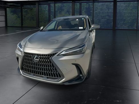 Used 2025 Lexus NX 250 FWD w/ Cold Area Package image 3