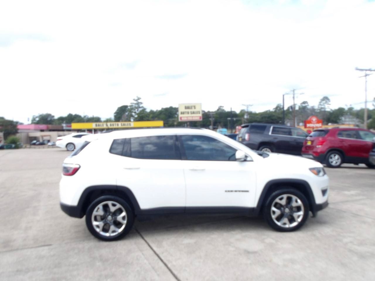 Used 2018 Jeep Compass Limited w/ Navigation Group FWD image 5